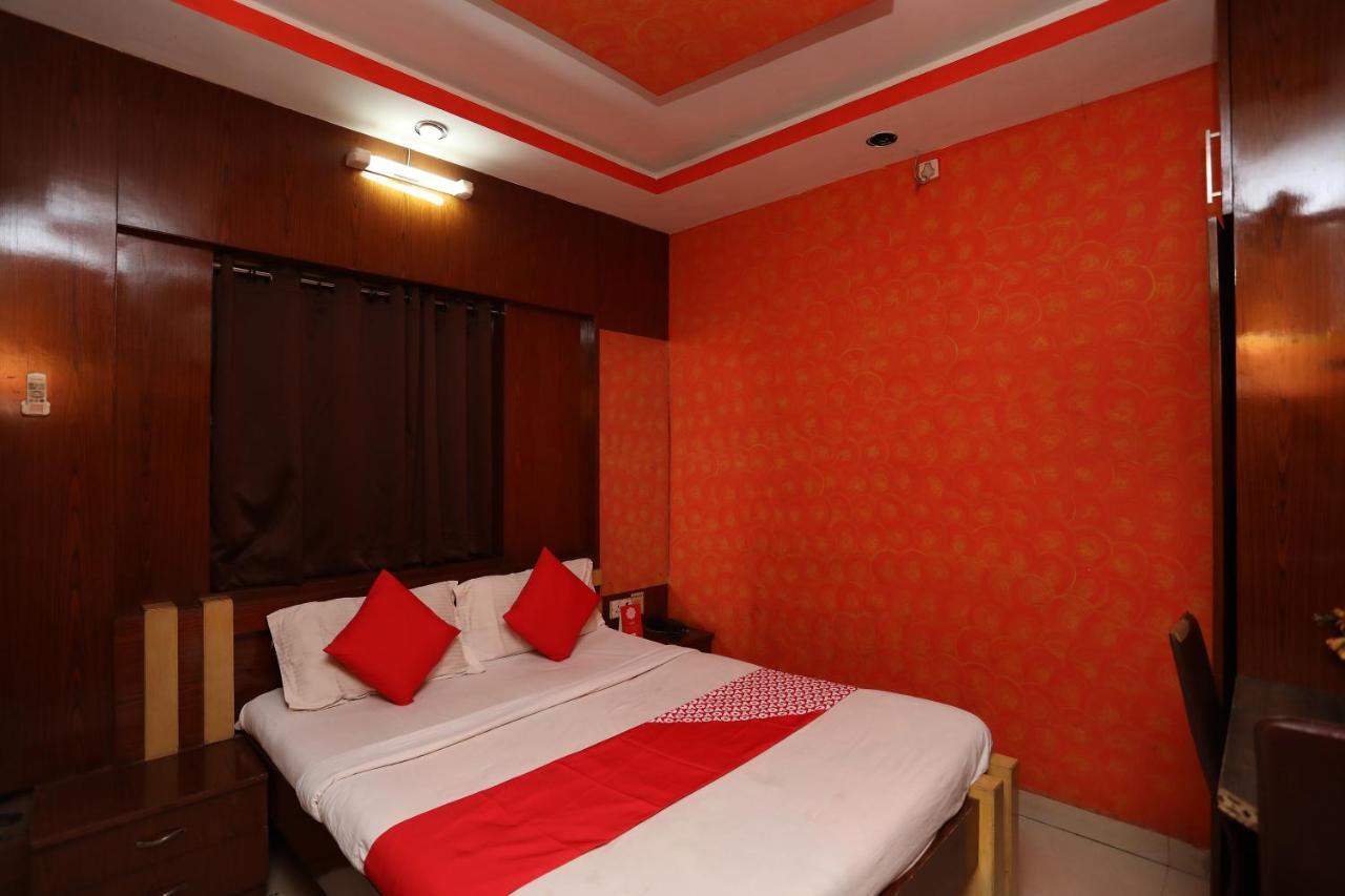 Oyo 28644 Hotel Nilanjana Asansol Bagian luar foto